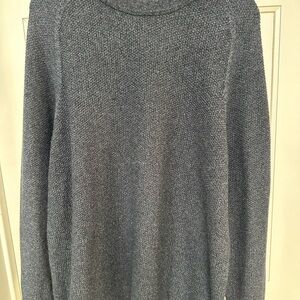 lululemon athletica M Textured Knit Crewneck Sweater Men’s - Heathered Black.